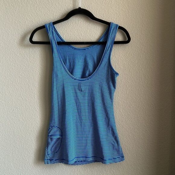 Lole Tank Top Workout - Picture 2 of 4